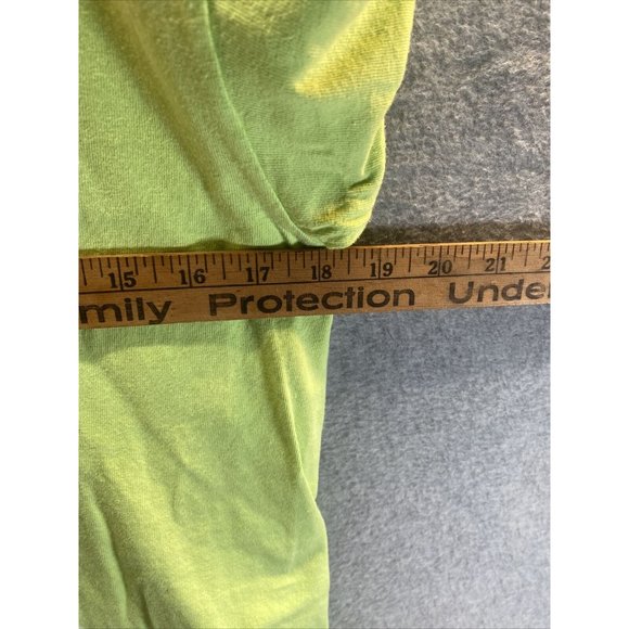 THE WALT DISNEY CO Kids XL(18-20) Lime Green SHIRT Mickey Mouse Crew Neck Heart - Picture 3 of 5